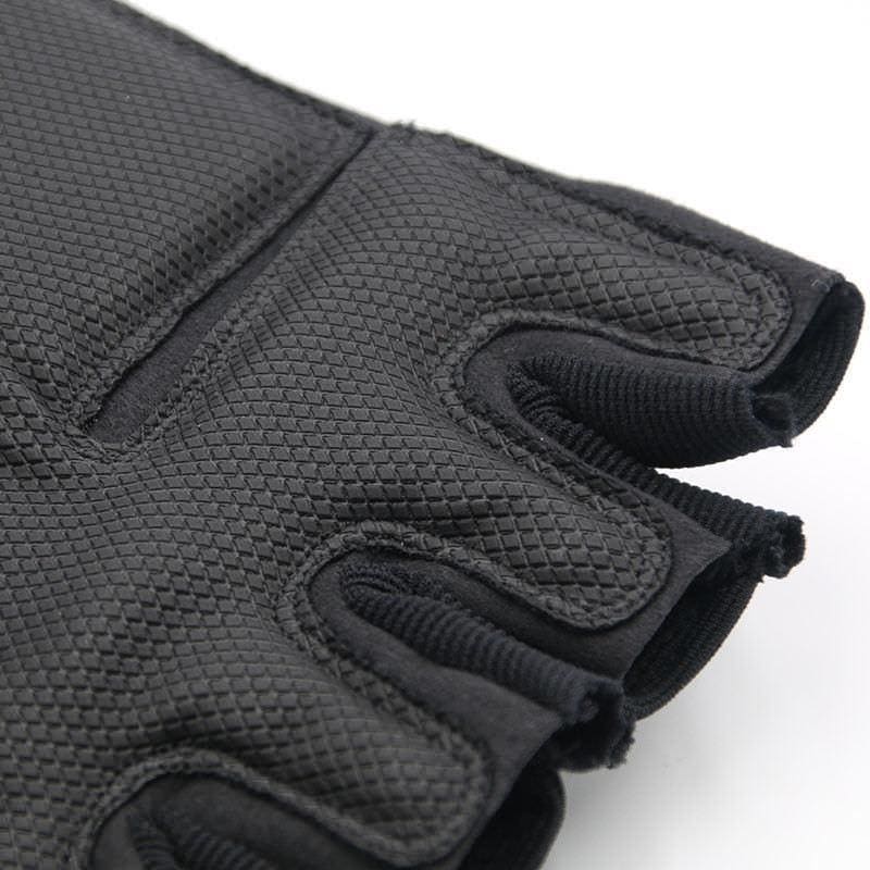 Flexible Outdoor Combat and Sports Glove